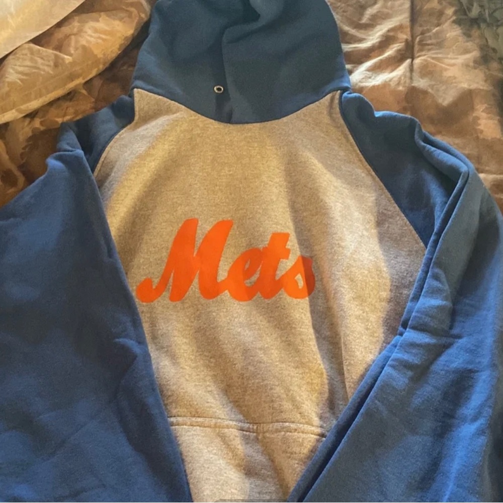 Mets sweatshirt